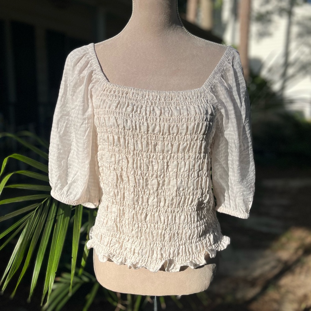 Old Navy Summer Crop Stretch Top, Puff Sleeves, Large, EUC, Cream